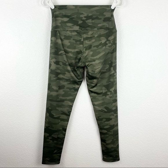 ONZIE Hot Yoga High Rise Legging 228, Camo, S/M - Picture 6 of 9